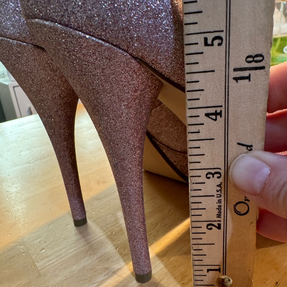 Light pink glitter heels - Picture 4 of 5